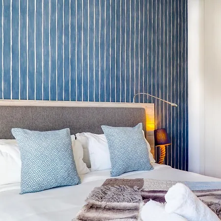 Beachstyle Penthouse By Hello Homes