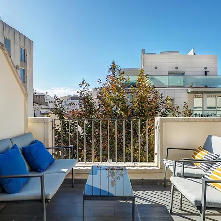 Beachstyle Penthouse By Hello Homes Апартаменты