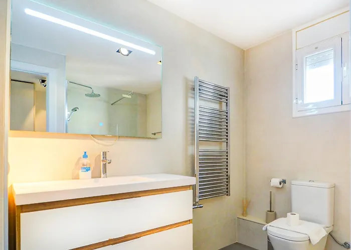 Beachstyle Penthouse By Hello Homes Sitges