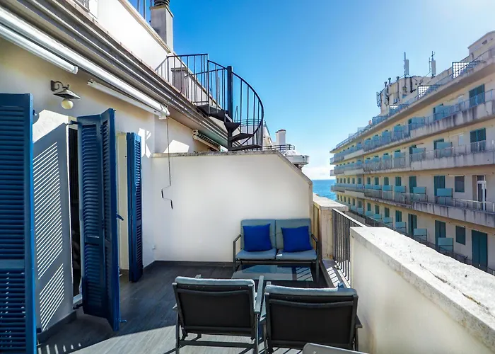 Beachstyle Penthouse By Hello Homes