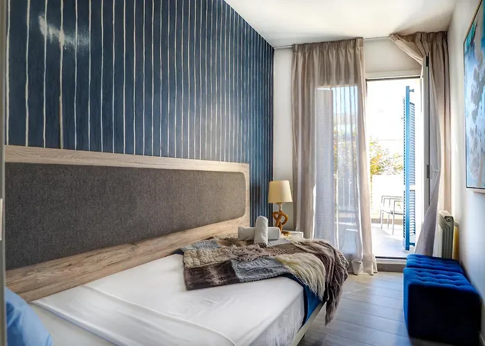 Beachstyle Penthouse By Hello Homes *